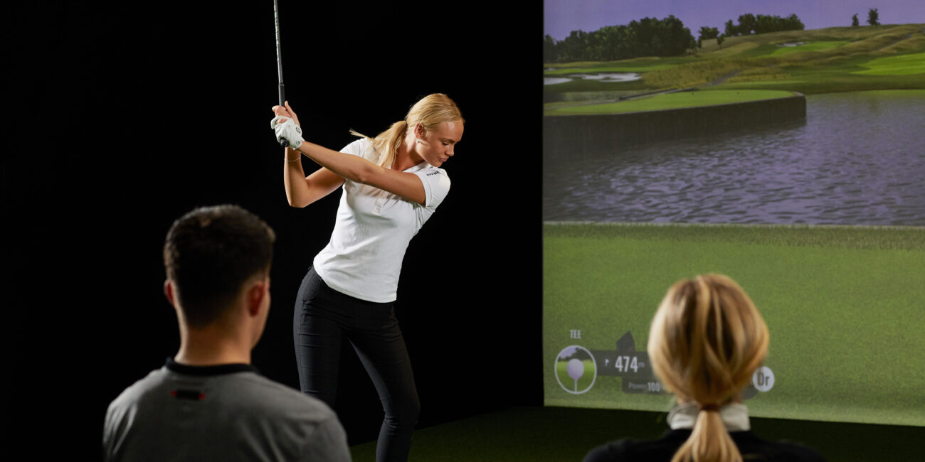 The Ultimate Guide to Hosting an Indoor Golf Party With Friends