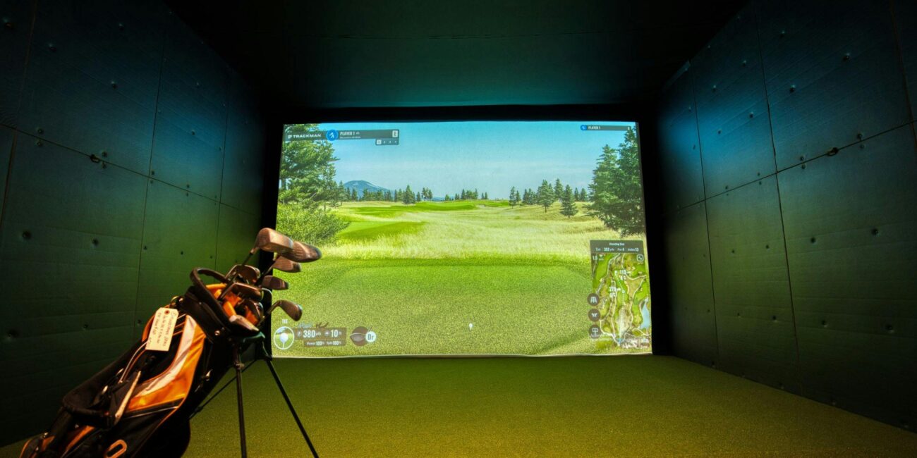 10 Reasons Indoor Golf Is the Perfect Year-Round Hobby