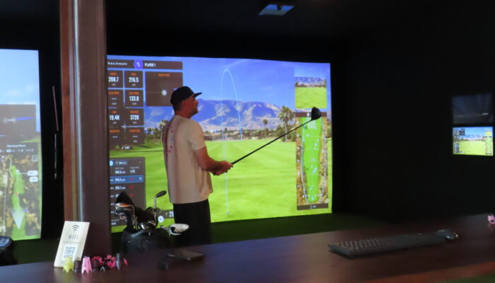 indoor golf